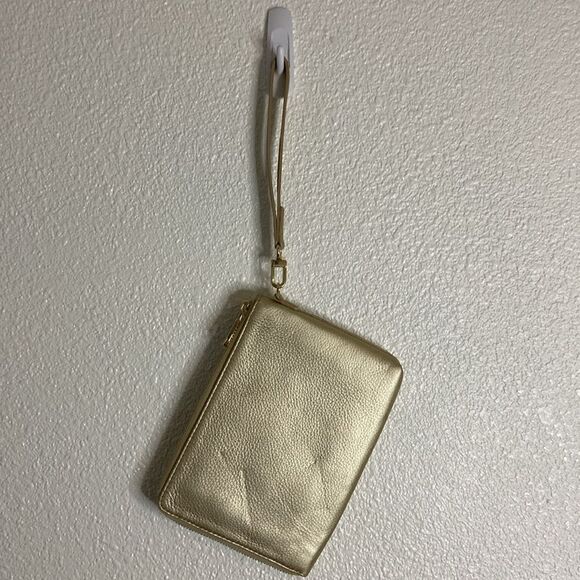 NWT-Tory Burch- soft gold Landon large wristlet - Picture 3 of 8